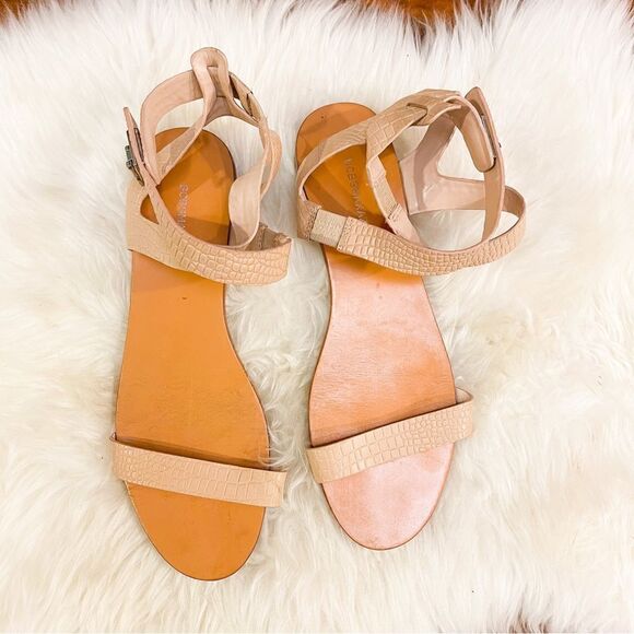 🍋 BCBG • Women’s Croc Embossed Flat Summer Sandals w/Ankle Strap in Blue Size 9 - Picture 2 of 12